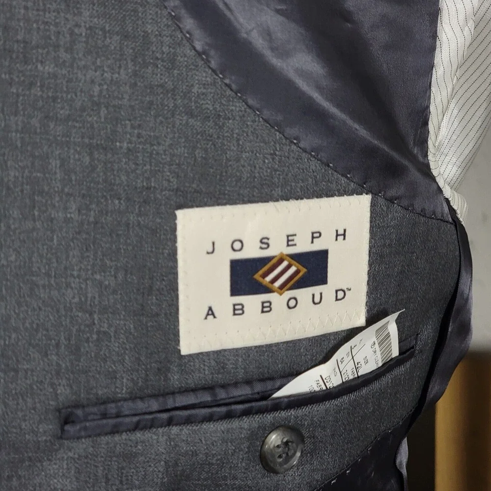 Joseph Abboud Men's Sport Coat Two Button Gray Zignone‎ Biella 110s Wool 42L